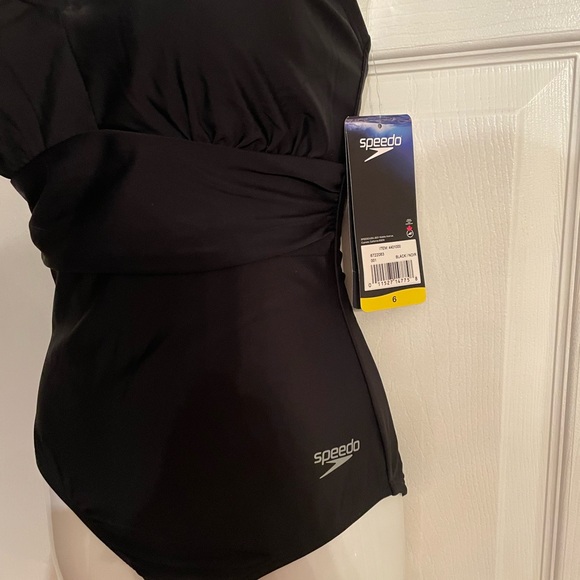 BNWT Women’s Speedo One Piece Swimwear - Picture 3 of 7